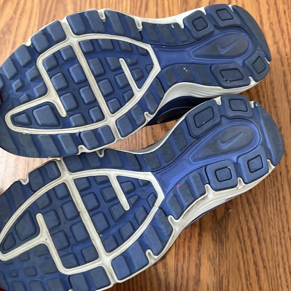 Nike Dual Fusion - Picture 3 of 3